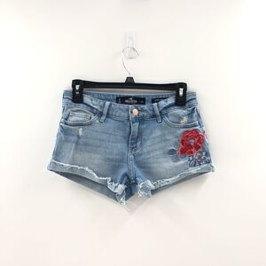Hollister Low Rise Short Short Floral Embroidered‎ cuff 0/24w